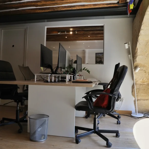 Bureau privé 40 m² 10 postes Location bureau Rue Beauregard Paris 75002 - photo 2