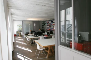 Open Space - 75011 - 6 postes - 295€