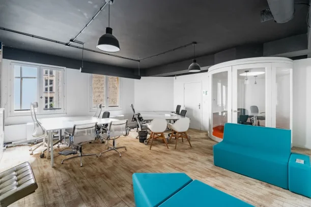 Bureau privé - 75008 - 40 postes - 31200€