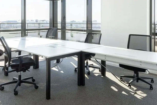 Bureau privé - 94140 - 5 postes - 3049€