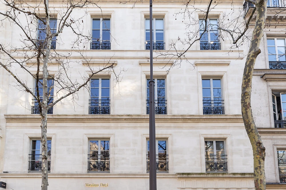 Bureau privé - 75008 - 60 postes - 54000€
