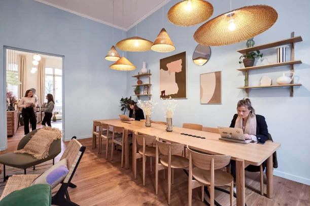 Bureau privé - 75008 - 5 postes - 4950€