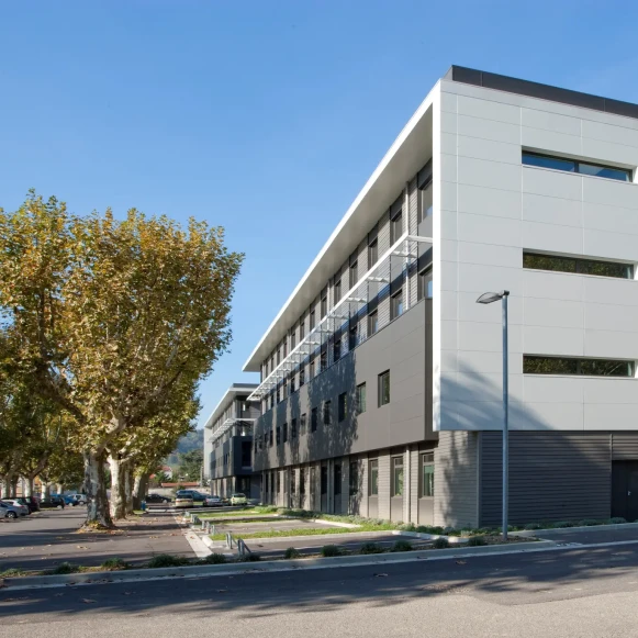 Bureau privé 24 m² 4 postes Location bureau Avenue Général Leclerc Vienne 38200 - photo 4