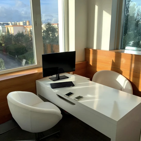 Open Space  5 postes Coworking Route d'Espagne Toulouse 31100 - photo 1