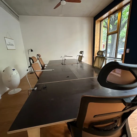 Bureau privé 26 m² 5 postes Coworking Rue Lénine Ivry-sur-Seine 94200 - photo 4