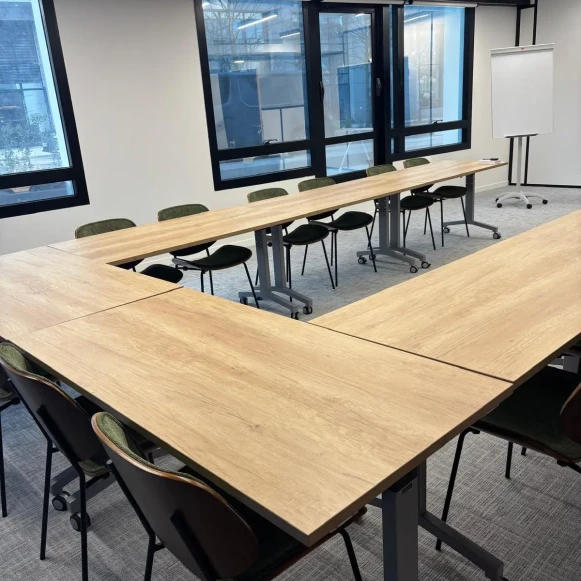 Bureau privé 14 m² 3 postes Coworking Boulevard Romain Rolland Montrouge 75014 - photo 1