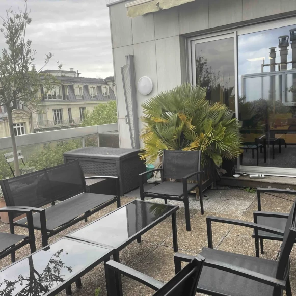 Bureau privé 30 m² 10 postes Location bureau Avenue de Messine Paris 75008 - photo 5