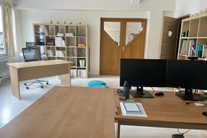 Bureau privé - 75006 - 4 postes - 1200€