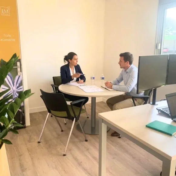 Bureau privé 12 m² 2 postes Coworking Chemin de la Mauvillière Fay 72550 - photo 4