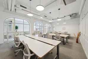 Espace indépendant - 75008 - 36 postes - 22000€