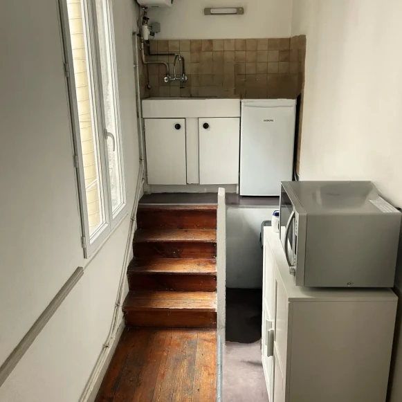 Bureau privé 30 m² 6 postes Location bureau Cours de Tournon Bordeaux 33000 - photo 5