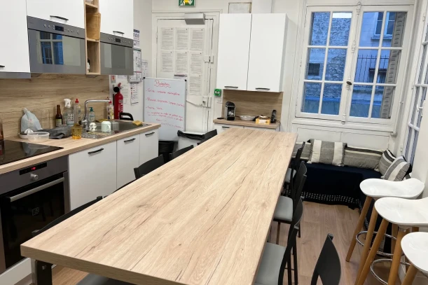 Bureau privé - 75016 - 15 postes - 4800€