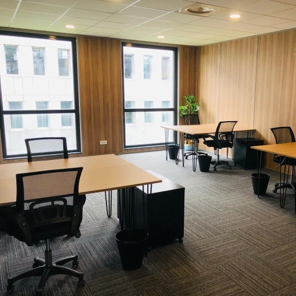 Bureau privé 36 m² 6 postes Location bureau Impasse Serge Reggiani Saint-Herblain 44800 - photo 1