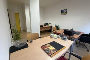 Bureau privé - 93100 - 4 postes - 895€