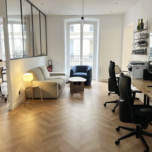 Espace indépendant 125 m² 24 postes Location bureau Rue du Caire Paris 75002 - photo 1