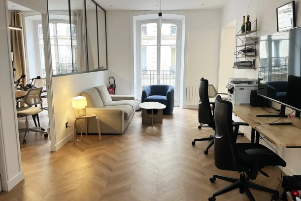 Espace indépendant - 75002 - 24 postes - 12500€