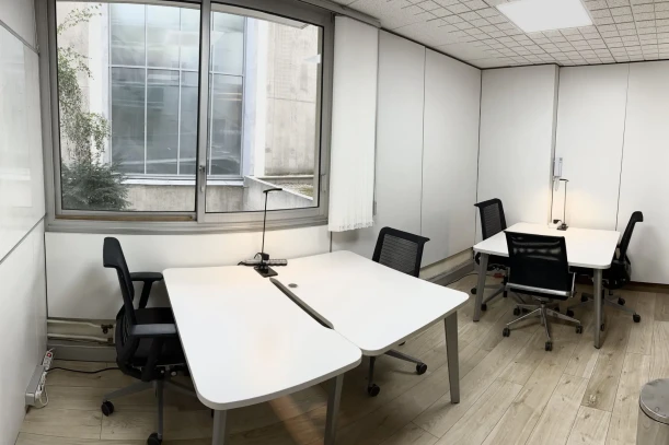 Bureau privé - 75015 - 5 postes - 960€