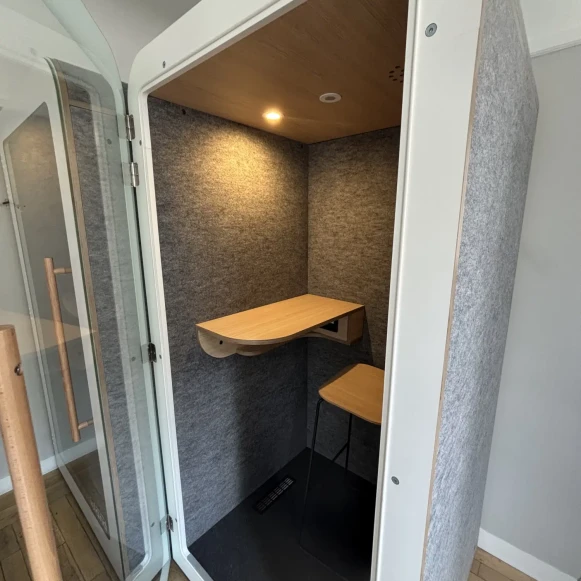 Bureau privé 11 m² 2 postes Location bureau Rue de Naples Paris 75008 - photo 11