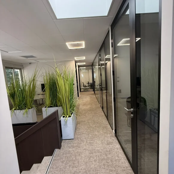 Bureau privé 20 m² 4 postes Location bureau Rue Edouard Aynard Villeurbanne 69100 - photo 6