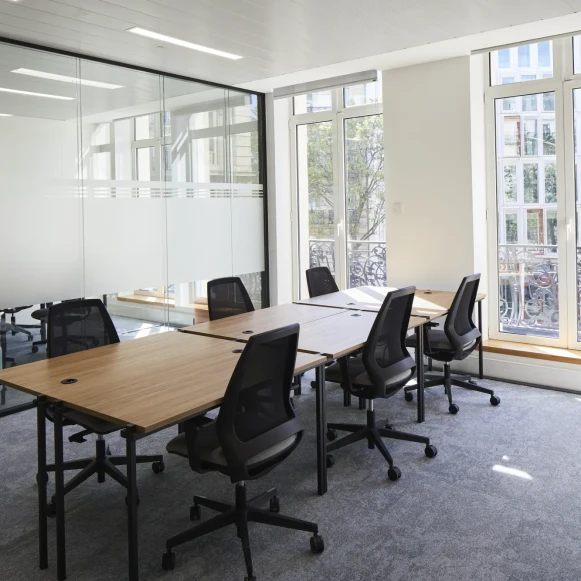 Bureau privé 20 m² 6 postes Coworking Boulevard Malesherbes Paris 75008 - photo 1