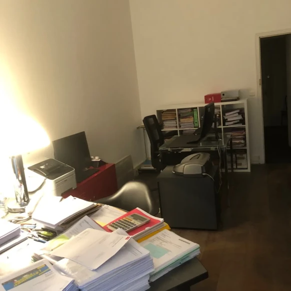 Bureau privé 16 m² 2 postes Location bureau Avenue Bugeaud Paris 75016 - photo 3