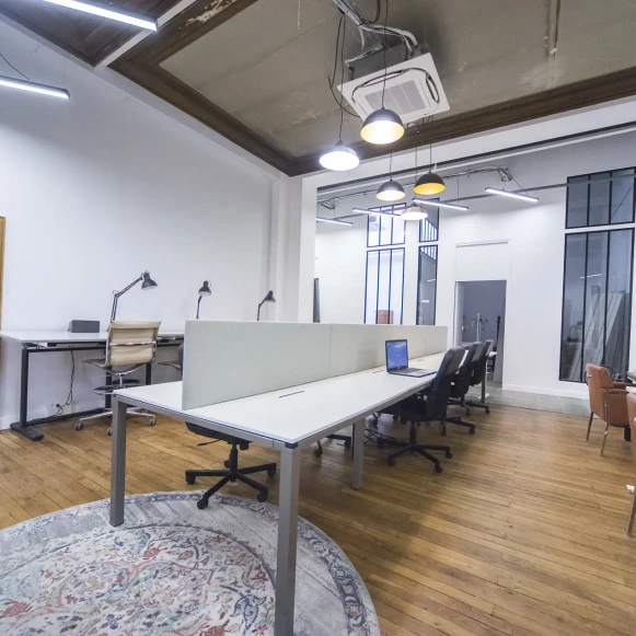 Espace indépendant 442 m² 48 postes Location bureau Rue Martel Paris 75010 - photo 1