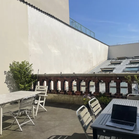 Bureau privé 16 m² 4 postes Location bureau Rue de Nantes Paris 75019 - photo 6