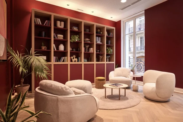 Bureau privé - 75008 - 2 postes - 1860€