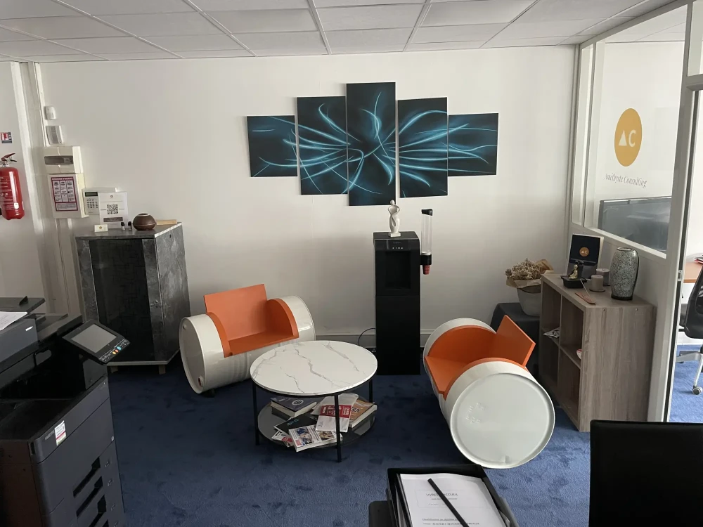 Espace indépendant - 69009 - 8 postes - 750€