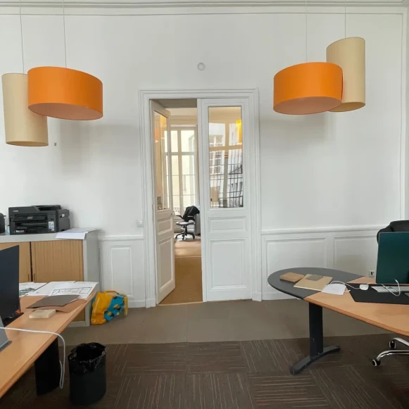 Bureau privé 32 m² 4 postes Location bureau Rue des Petits Champs Paris 75002 - photo 7