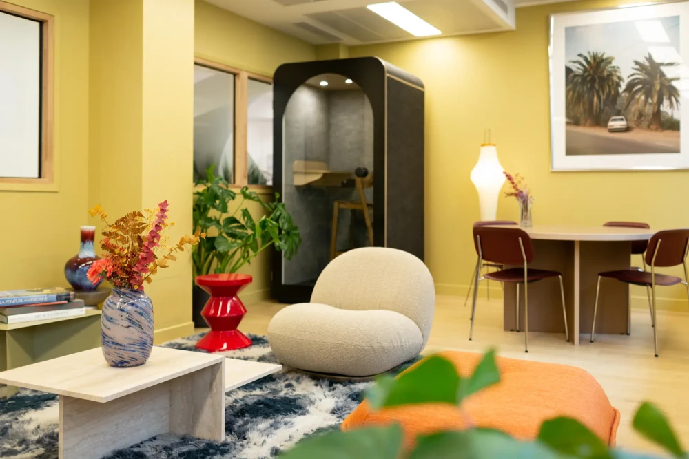 Bureau privé - 75017 - 12 postes - 7800€