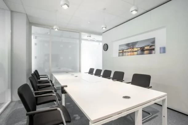 Bureau privé - 44000 - 2 postes - 870€