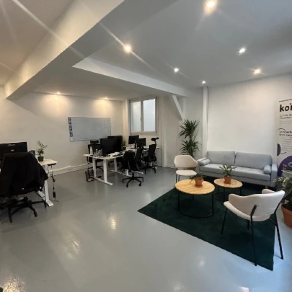 Espace indépendant 55 m² 8 postes Location bureau Rue de la Pierre Levée Paris 75011 - photo 5
