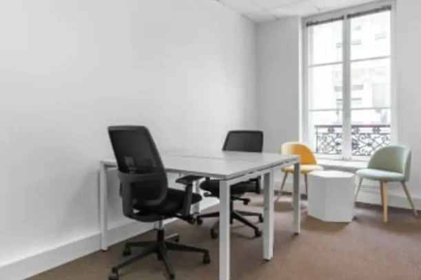 Bureau privé - 75008 - 8 postes - 4212€