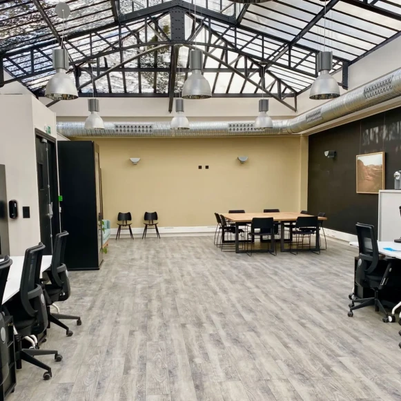 Bureau privé 130 m² 30 postes Coworking Rue la Vacquerie Paris 75011 - photo 6