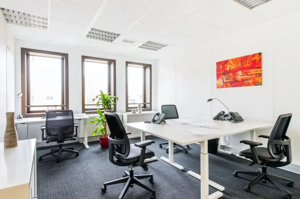 Bureau privé - 92000 - 4 postes - 2392€
