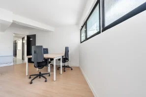 Bureau privé - 75012 - 3 postes - 1050€