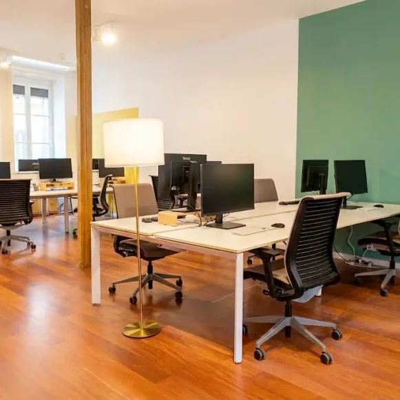 Open Space  5 postes Location bureau Rue Mercière Lyon 69002 - photo 2