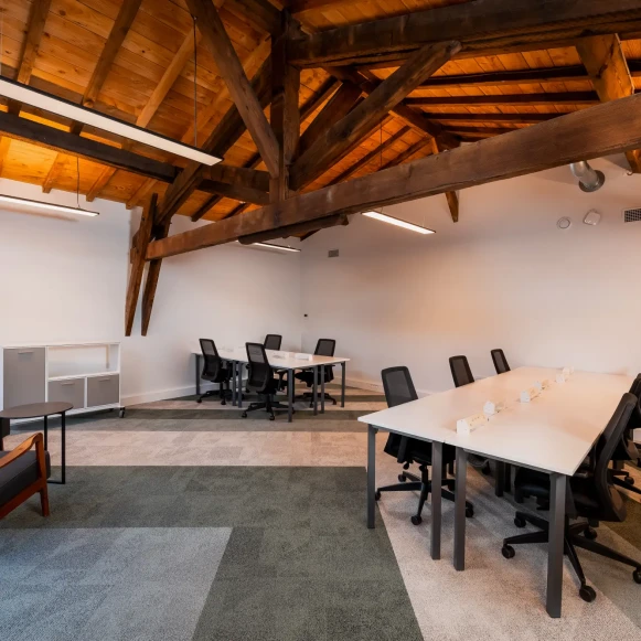 Bureau privé 48 m² 12 postes Location bureau Rue Succursale Bordeaux 33000 - photo 2