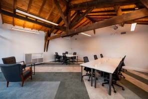 Bureau privé - 33000 - 12 postes - 3648.96€