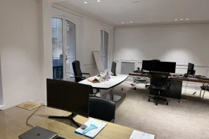 Bureau privé - 75017 - 6 postes - 2500€