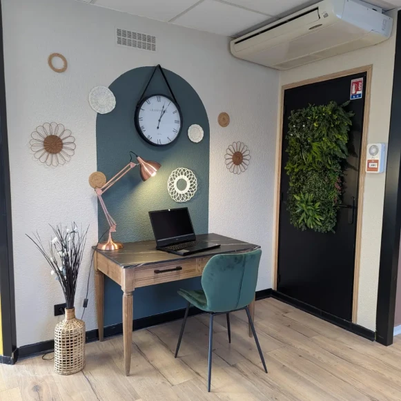 Open Space  10 postes Coworking Rue Basse ville Firminy 42700 - photo 4
