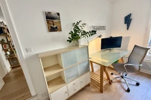 Bureau privé - 75010 - 3 postes - 760€