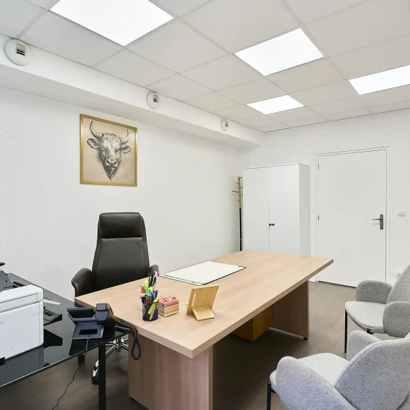 Bureau privé 15 m² 5 postes Coworking Rue de Fontenoy Lille 59000 - photo 5