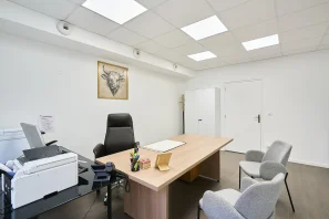 Bureau privé - 59000 - 5 postes - 700€