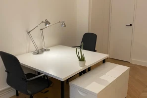 Bureau privé - 75009 - 4 postes - 1800€