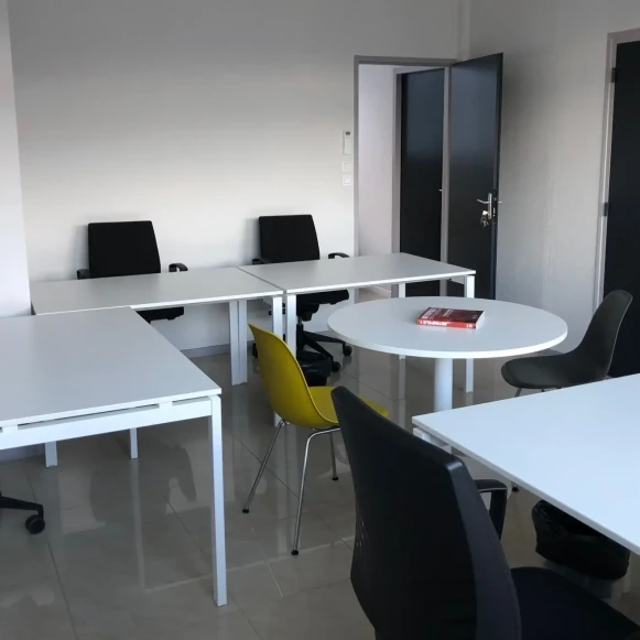 Bureau privé 50 m² 8 postes Location bureau Avenue Joannes Masset Lyon 69009 - photo 1