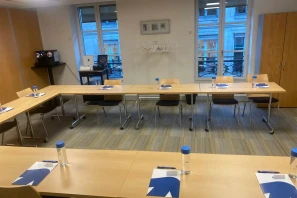 Bureau privé - 75001 - 10 postes - 6550€