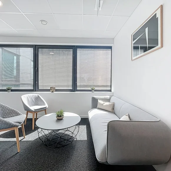 Bureau privé 80 m² 20 postes Coworking Rue de la Milletière Tours 37100 - photo 9