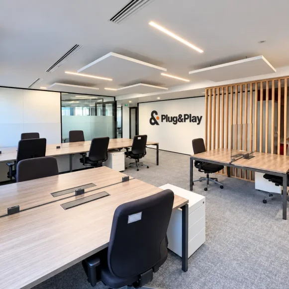 Bureau privé 155 m² 38 postes Location bureau Avenue de l'Arche Courbevoie 92400 - photo 1
